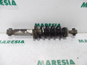 Used Rear shock absorber rod, left Peugeot 407 (6C/J) 2.0 HDiF 16V Price € 75,00 Margin scheme offered by Maresia Parts