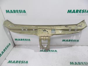 Used Lock plate Renault Clio II (BB/CB) 1.2 16V Price € 50,00 Margin scheme offered by Maresia Parts