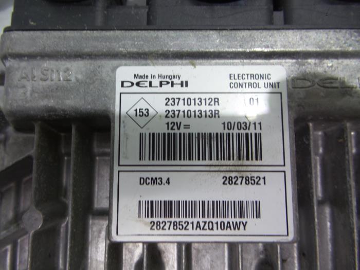 Engine management computer from a Renault Twingo II (CN) 1.5 dCi 90 FAP 2011