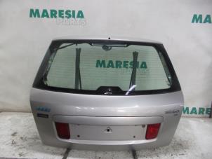 Used Tailgate Fiat Stilo (192A/B) 1.6 16V 5-Drs. Price € 80,00 Margin scheme offered by Maresia Parts