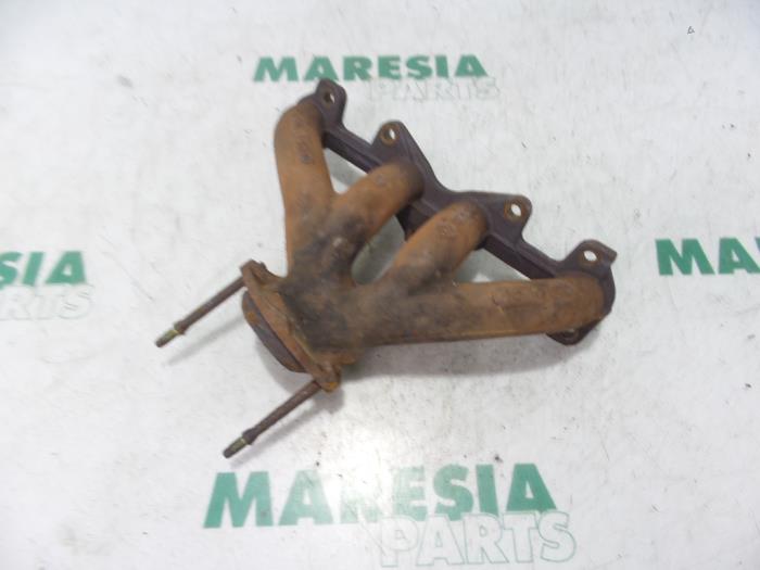 Gebrauchte Abgaskrümmer Renault Clio II (BB/CB) 1.2 Preis € 35,00 Margenregelung angeboten von Maresia Parts