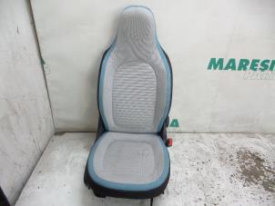 Used Seat, right Renault Twingo III (AH) 1.0 SCe 70 12V Price € 105,00 Margin scheme offered by Maresia Parts