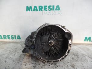 Used Gearbox Renault Espace (JK) 2.0 dCi 16V 150 FAP Price € 472,50 Margin scheme offered by Maresia Parts
