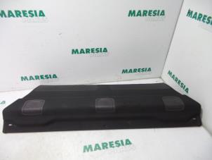 Used Parcel shelf Citroen C5 III Berline (RD) 2.0 16V Price € 40,00 Margin scheme offered by Maresia Parts