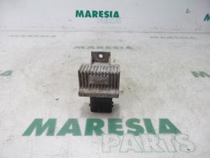 Used Glow plug relay Citroen C3 Picasso (SH) 1.6 HDi 16V 90 Price € 19,90 Margin scheme offered by Maresia Parts