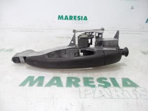 Gebrauchte Türgriff 4-türig links hinten Citroen C3 Picasso (SH) 1.6 HDi 16V 90 Preis € 25,00 Margenregelung angeboten von Maresia Parts