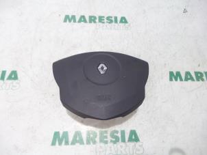 Used Left airbag (steering wheel) Renault Clio II (BB/CB) 1.6 16V Price € 25,00 Margin scheme offered by Maresia Parts