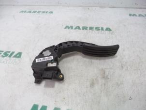 Used Throttle pedal position sensor Renault Scénic II (JM) 1.5 dCi 105 Price € 25,00 Margin scheme offered by Maresia Parts