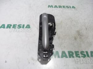 Used Rear door handle 4-door, left Renault Scénic II (JM) 1.5 dCi 105 Price € 50,00 Margin scheme offered by Maresia Parts
