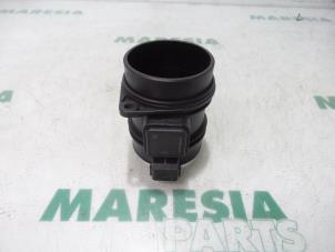 Used Airflow meter Renault Espace (JK) 2.0 dCi 16V 130 FAP Price € 105,00 Margin scheme offered by Maresia Parts