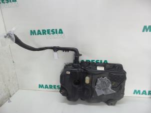 Used Tank Citroen Jumpy (G9) 1.6 HDI 16V Price € 158,81 Inclusive VAT offered by Maresia Parts