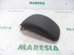 Used Armrest Citroen C4 Berline (NC) 1.6 Hdi Price € 105,00 Margin scheme offered by Maresia Parts