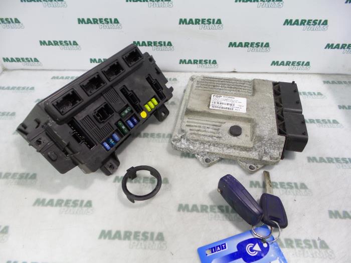 Used Engine management computer Fiat Panda (169) 1.3 JTD 16V Multijet Price € 288,75 Margin scheme offered by Maresia Parts