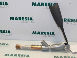 Used Seatbelt tensioner, left Renault Espace (JK) 2.0 16V Price € 35,00 Margin scheme offered by Maresia Parts
