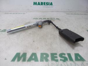 Used Seatbelt tensioner, left Citroen C4 Grand Picasso (UA) 2.0 16V Autom. Price € 60,00 Margin scheme offered by Maresia Parts