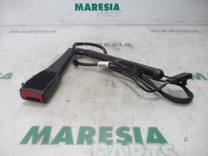 Used Seatbelt tensioner, right Alfa Romeo 159 (939AX) 1.9 JTDm Price € 35,00 Margin scheme offered by Maresia Parts