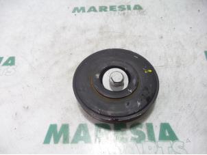 Used Crankshaft pulley Renault Clio III (BR/CR) 1.4 16V Price € 20,00 Margin scheme offered by Maresia Parts