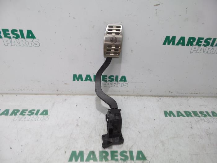 Begagnade Gaspedalsensor Alfa Romeo Giulietta (940) 1.4 TB 16V MultiAir Pris € 34,00 Marginaltabell erbjuds av Maresia Parts