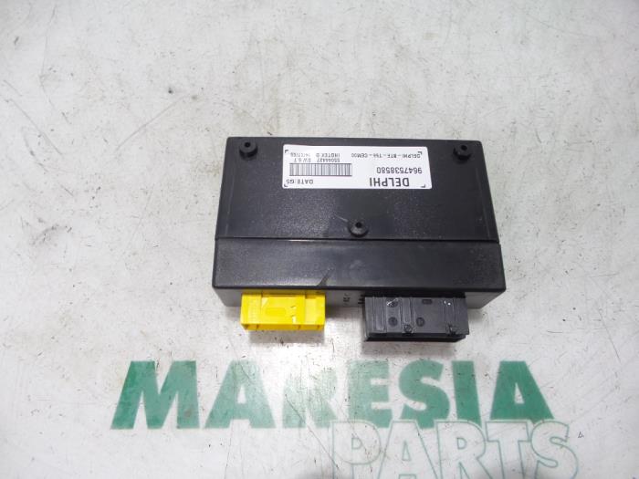 Used Convertible computer Peugeot 307 CC (3B) 2.0 HDIF 16V Price € 189,00 Margin scheme offered by Maresia Parts