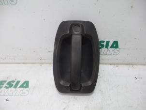 Used Door handle 2-door, left Peugeot Boxer (U9) 2.2 HDi 120 Euro 4 Price € 30,25 Inclusive VAT offered by Maresia Parts