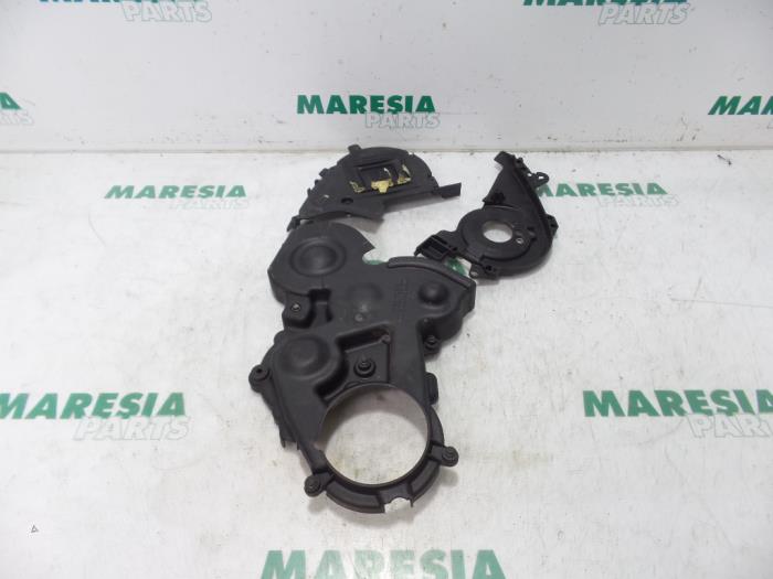 Usagé Couvercle de distribution Peugeot Expert (G9) 1.6 HDi 90 Prix € 24,20 Prix TTC proposé par Maresia Parts