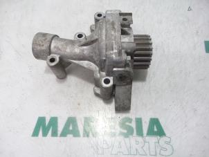 Used Water pump Peugeot 206 (2A/C/H/J/S) 2.0 GTI 16V Price € 35,00 Margin scheme offered by Maresia Parts