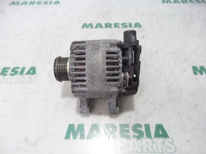 Gebrauchte Dynamo Peugeot 208 I (CA/CC/CK/CL) 1.0 Vti 12V PureTech Preis € 34,95 Margenregelung angeboten von Maresia Parts