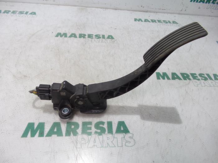 Begagnade Gaspedalsensor Citroen C-Crosser 2.2 HDiF 16V Pris € 70,00 Marginaltabell erbjuds av Maresia Parts