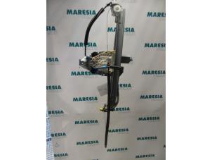 Used Window mechanism 4-door, front right Peugeot 607 (9D/U) 2.2 HDi 16V FAP Price € 40,00 Margin scheme offered by Maresia Parts