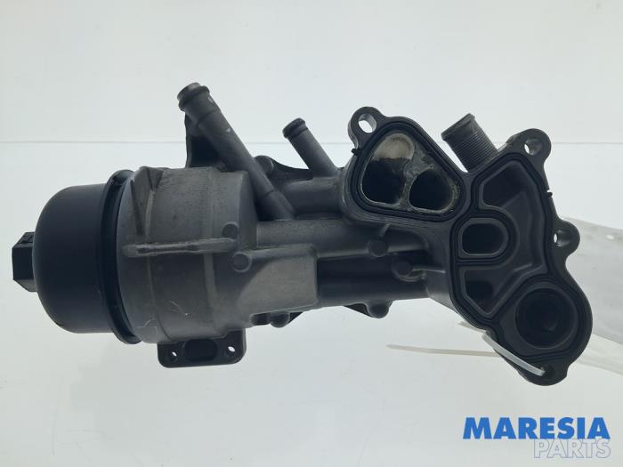 Gebrauchte Ölfilterhalter Peugeot 5008 I (0A/0E) 1.6 THP 16V Preis € 105,00 Margenregelung angeboten von Maresia Parts