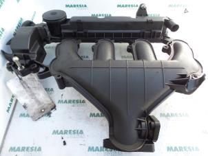 Used Intake manifold Citroen C5 II Break (RE) 2.0 HDiF 16V Price € 90,00 Margin scheme offered by Maresia Parts