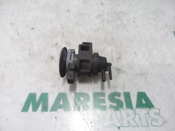 Usagé Régulateur pression turbo Renault Scénic II (JM) 1.5 dCi 105 Prix € 20,00 Règlement à la marge proposé par Maresia Parts