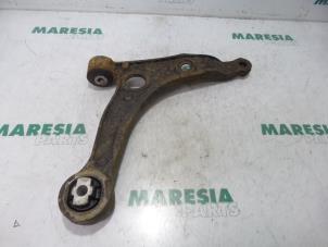 Used Front lower wishbone, right Peugeot Boxer (U9) 2.2 HDi 100 Euro 4 Price € 60,50 Inclusive VAT offered by Maresia Parts