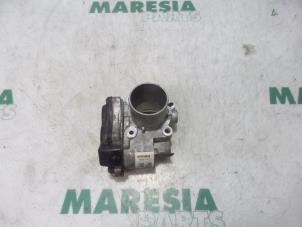 Gebrauchte Drosselklappengehäuse Renault Master IV (FV) 2.3 dCi 100 16V FWD Preis € 190,58 Mit Mehrwertsteuer angeboten von Maresia Parts