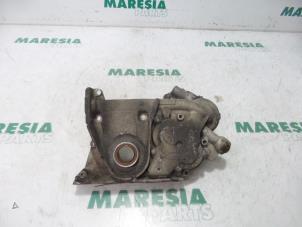 Używane Pompa oleju Alfa Romeo 166 2.4 JTD Cena € 157,50 Procedura marży oferowane przez Maresia Parts