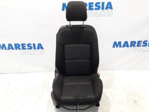 Gebrauchte Sitz rechts Peugeot 207 CC (WB) 1.6 HDiF 16V Preis € 105,00 Margenregelung angeboten von Maresia Parts
