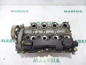 Używane Glowica cylindra Peugeot Partner 1.6 HDI 75 Cena € 349,39 Z VAT oferowane przez Maresia Parts