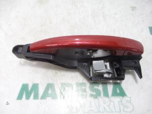 Used Rear door handle 4-door, right Peugeot 208 I (CA/CC/CK/CL) 1.0 Vti 12V PureTech Price € 20,00 Margin scheme offered by Maresia Parts