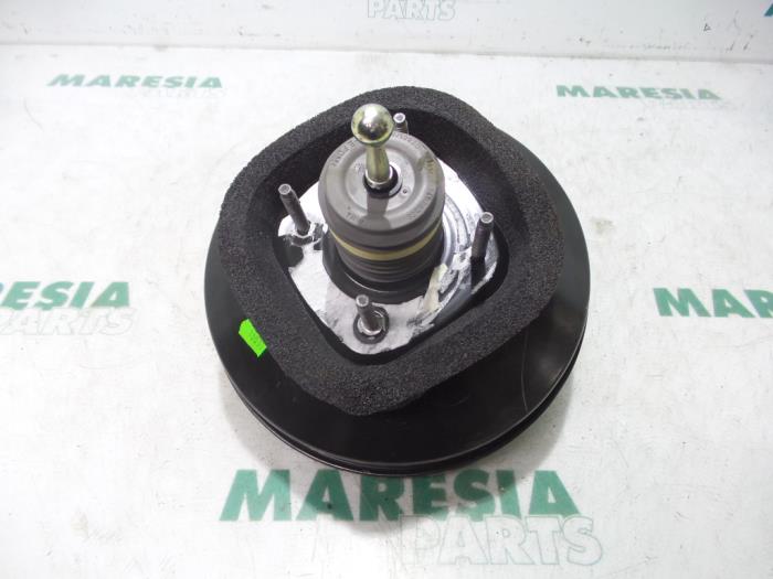 Usagé Servo frein Peugeot 2008 (CU) 1.6 Blue HDi 100 Prix € 34,95 Règlement à la marge proposé par Maresia Parts