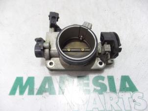 Używane Przepustnica Peugeot 306 (7A/C/S) 1.6i XR,XT,ST Cena € 65,00 Procedura marży oferowane przez Maresia Parts