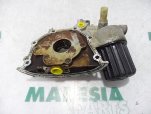 Used Oil pump Renault Clio Price € 65,00 Margin scheme offered by Maresia Parts