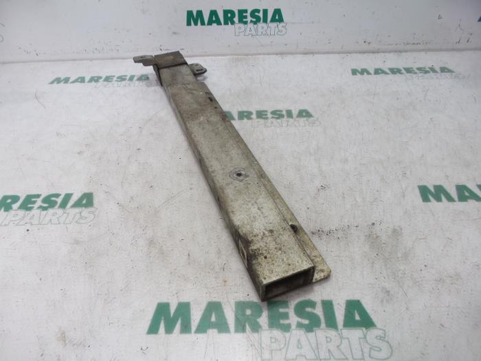 Usados Subchasis Renault Espace (JK) 3.5 V6 24V Phase I Precio € 30,00 Norma de margen ofrecido por Maresia Parts