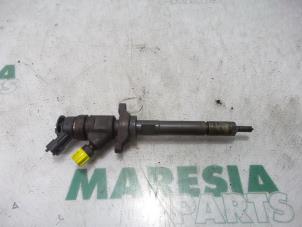 Usagé Injecteur (diesel) Citroen C3 Picasso (SH) 1.6 HDi 16V 90 Prix € 90,00 Règlement à la marge proposé par Maresia Parts