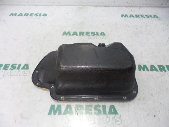 Gebrauchte Ölwanne Peugeot 106 II 1.1 XN,XR,XT,Accent Preis € 25,00 Margenregelung angeboten von Maresia Parts