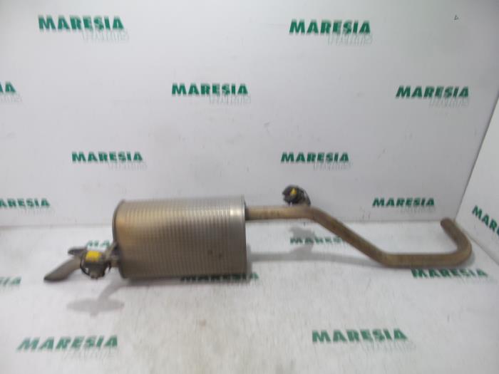 Gebrauchte Auspuff Enddämpfer Peugeot 2008 (CU) 1.2 Vti 12V PureTech 82 Preis € 45,00 Margenregelung angeboten von Maresia Parts