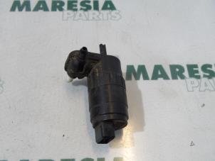 Usados Bomba de limpiaparabrisas delante Lancia Ypsilon (312) 0.9 TwinAir 85 Precio € 25,00 Norma de margen ofrecido por Maresia Parts