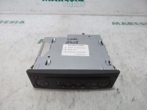 Used Radio CD player Renault Clio II (BB/CB) 1.4 16V Price € 75,00 Margin scheme offered by Maresia Parts