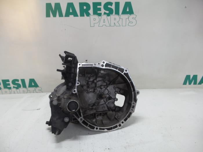 Gebrauchte Getriebe Peugeot 2008 (CU) 1.2 Vti 12V PureTech 82 Preis € 299,00 Margenregelung angeboten von Maresia Parts