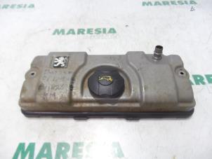 Used Rocker cover Peugeot 206 (2A/C/H/J/S) 1.1 XN,XR Price € 25,00 Margin scheme offered by Maresia Parts