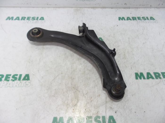 RENAULT KANGOO FRONT SUSPENSON 2 LOWER WSHBONE ARMS 2 TRACK ROD ENDS